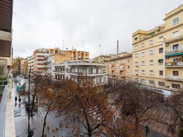 Piso en venta en Calle de Alhamar 35