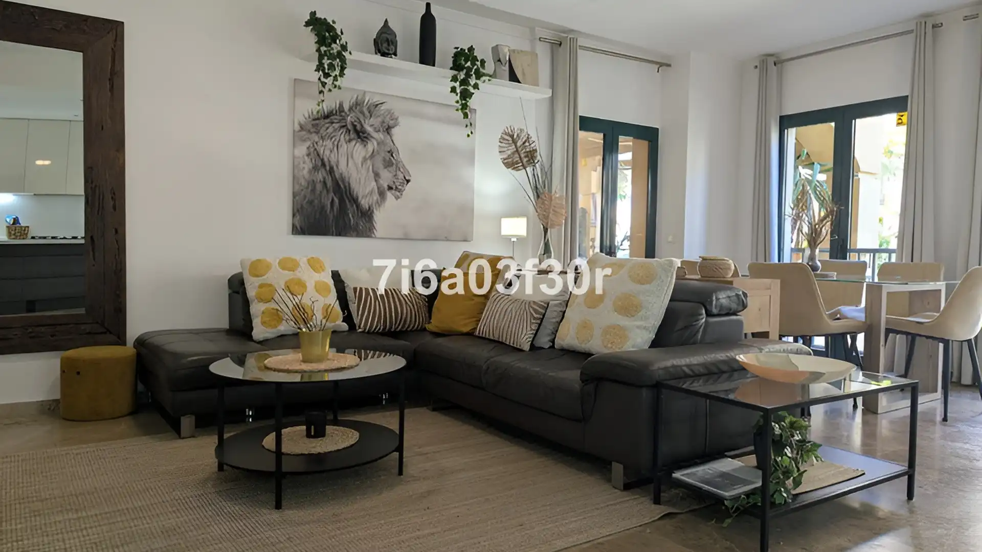 Living room of Apartments for sale in Marbella  with Air Conditioner, Terrace and Storage room