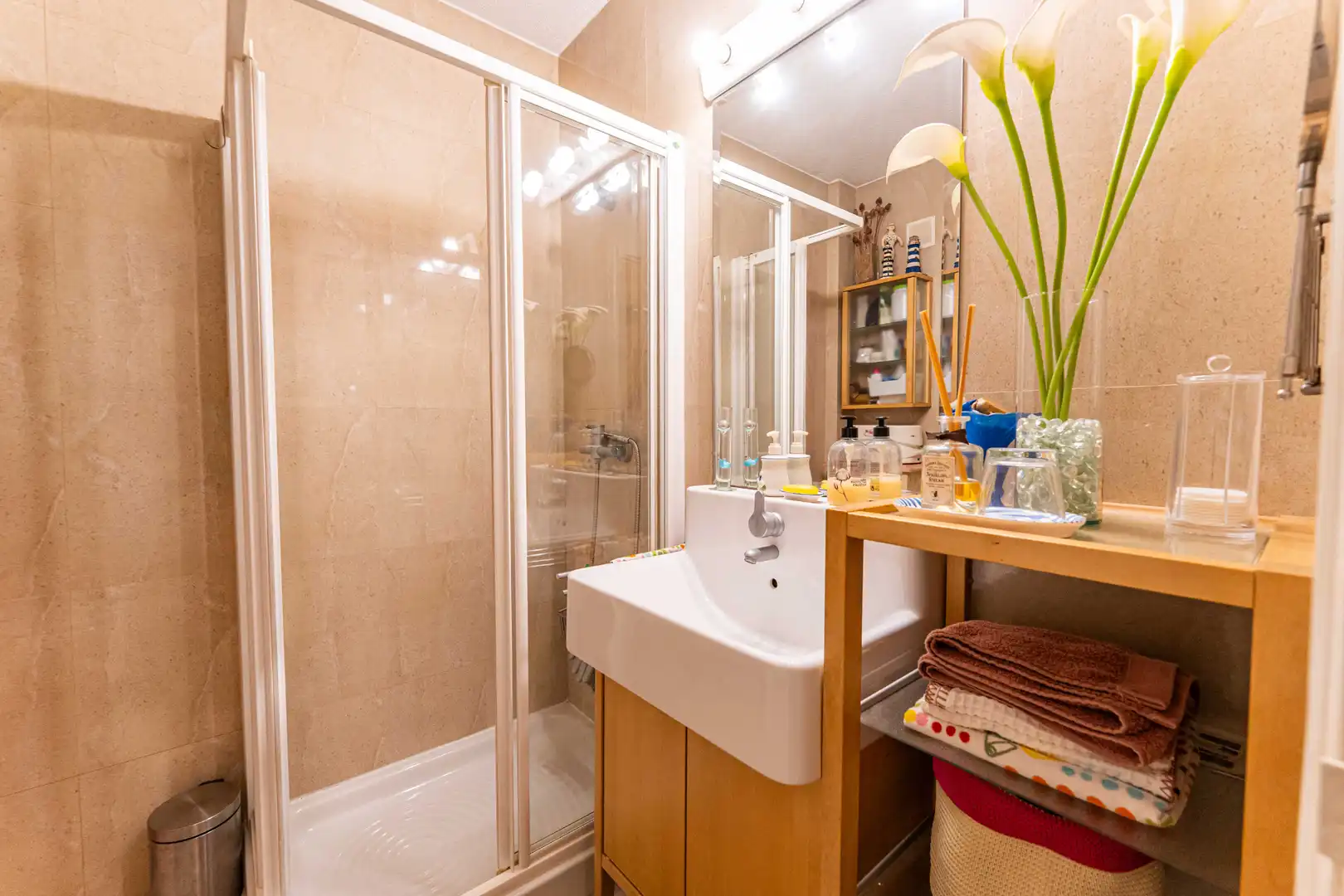 Baño de Casa adosada en venta en Las Rozas de Madrid con Aire acondicionado, Calefacción y Jardín privado