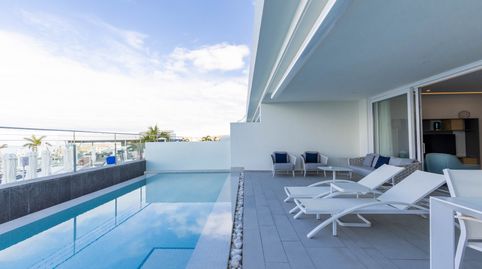 Apartamento de 2 dormitorios con private pool en Royal Hideaway Corales Suites, La Caleta