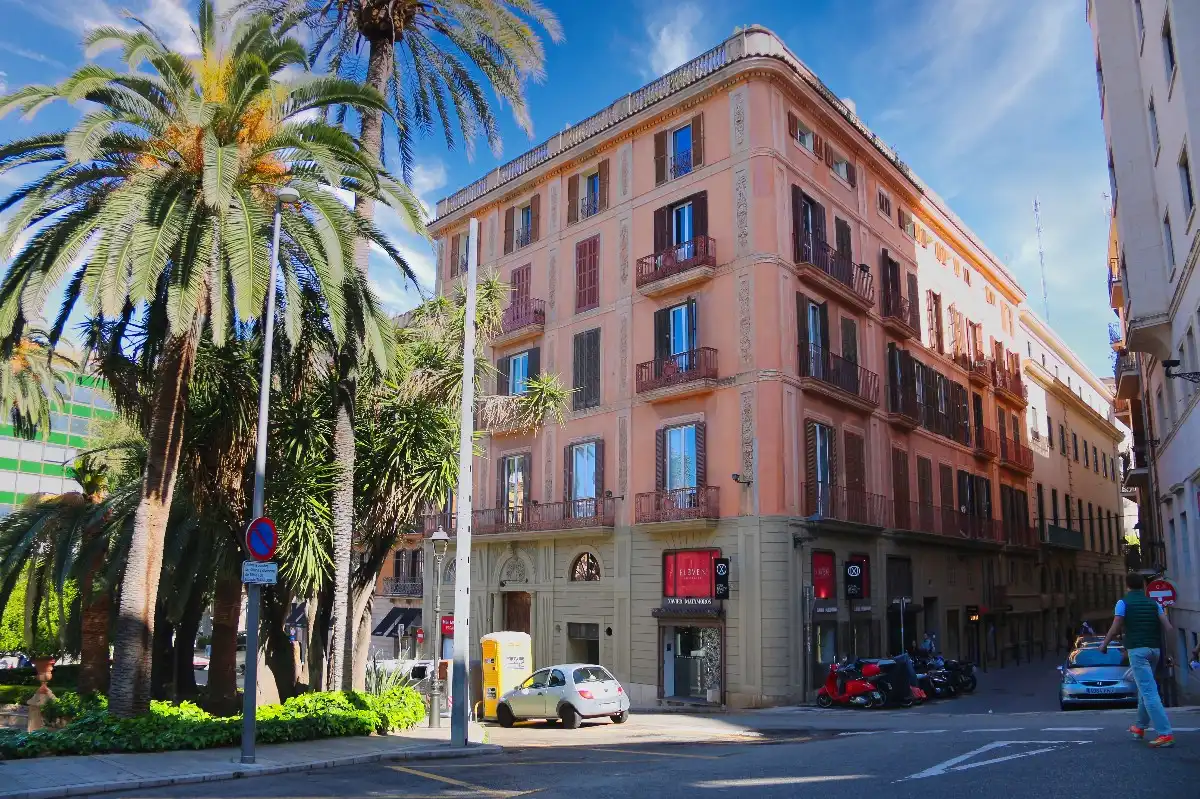 Vista exterior de Pis en venda en  Palma de Mallorca amb Aire condicionat, Parquet i Moblat