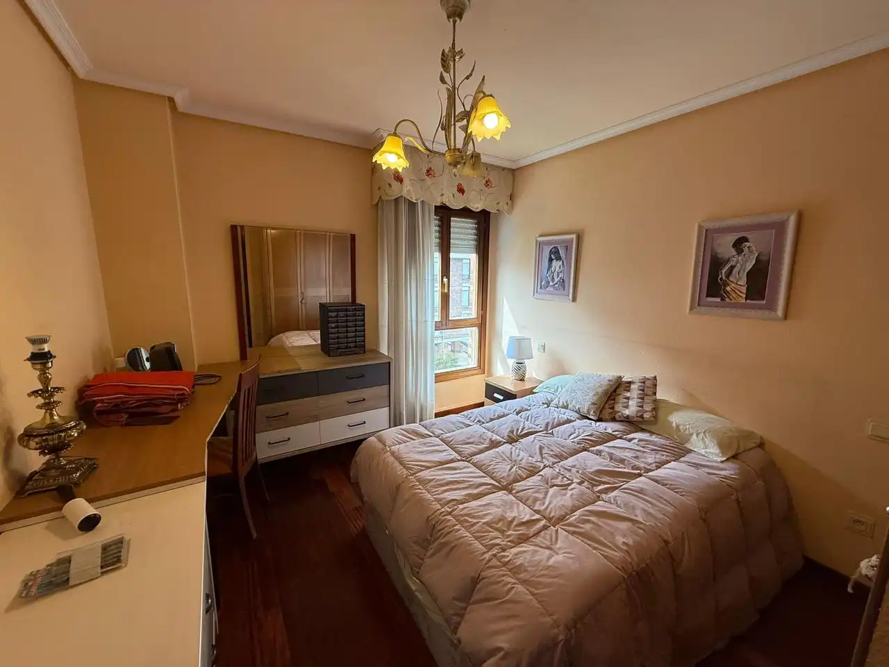 Habitación de Piso en venta en Castro-Urdiales con Calefacción, Parquet y Piscina comunitaria