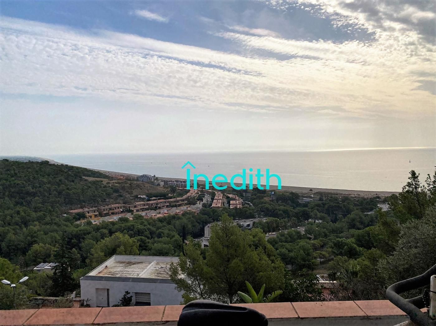 Vista exterior de Casa o chalet de alquiler en Sitges con Aire acondicionado, Calefacción y Jardín privado