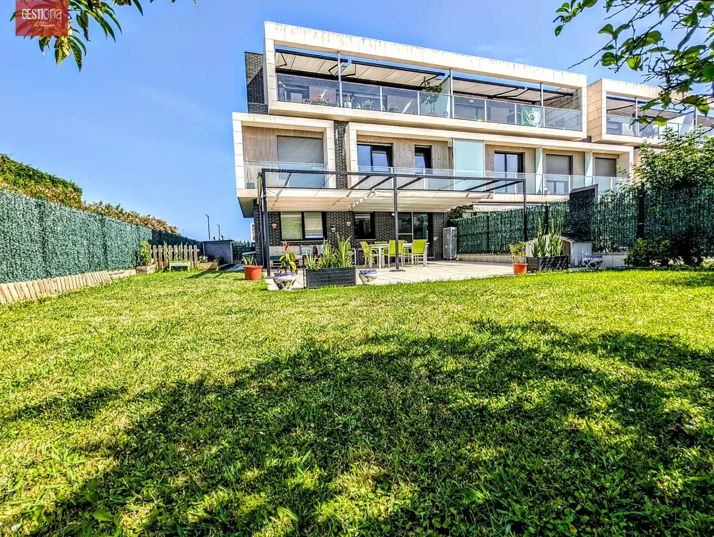 Terrassa de Planta baixa en venda en Santander amb Calefacció, Jardí privat i Terrassa