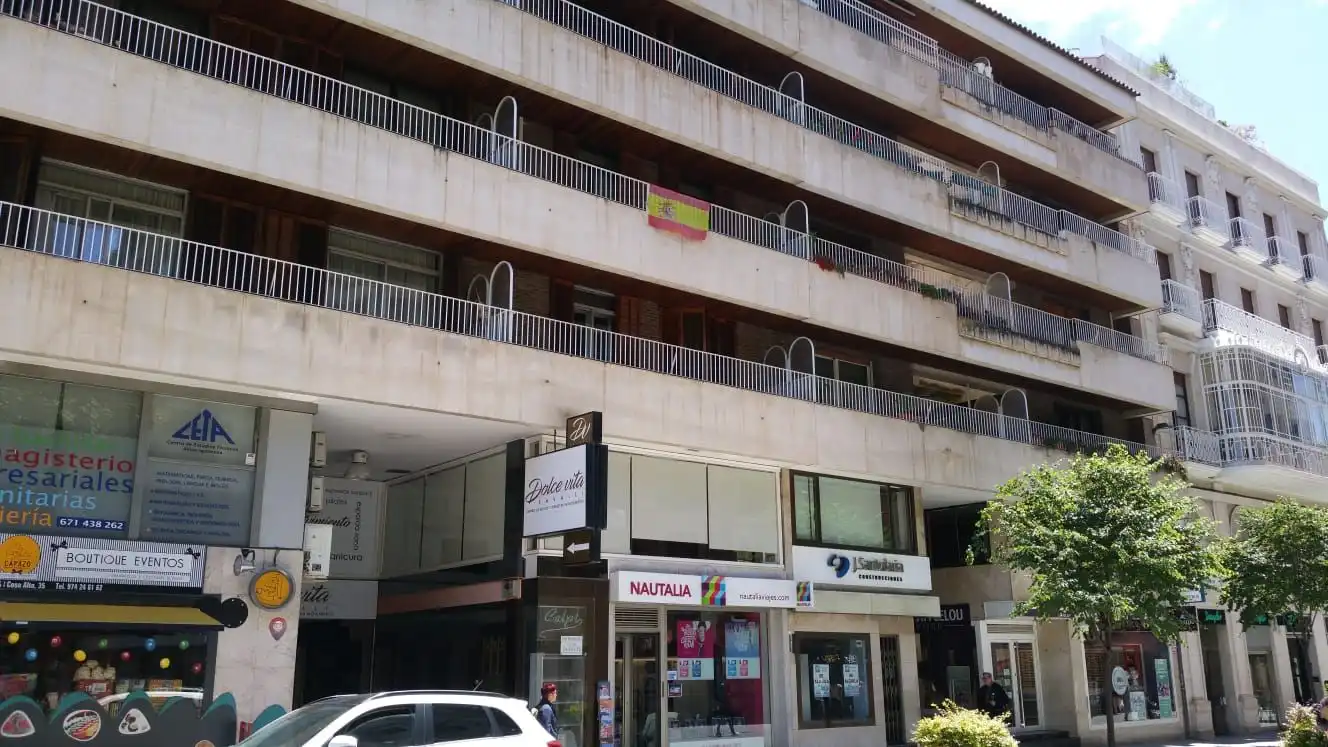Local commercial à vendre à Calle Coso Alto