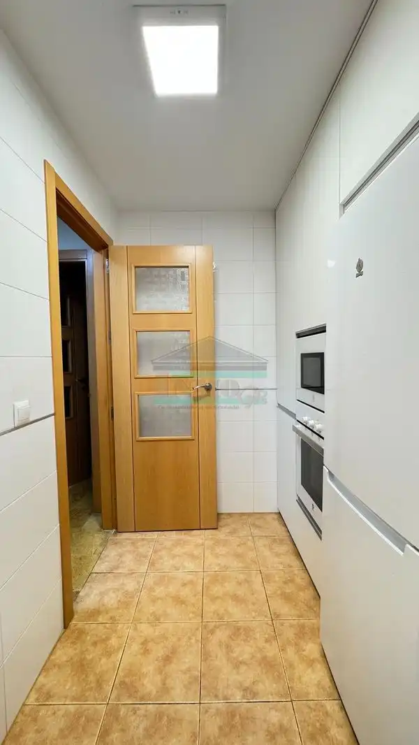 Kitchen of Flat for rent in Armilla  with Air Conditioner, Furnished and Oven