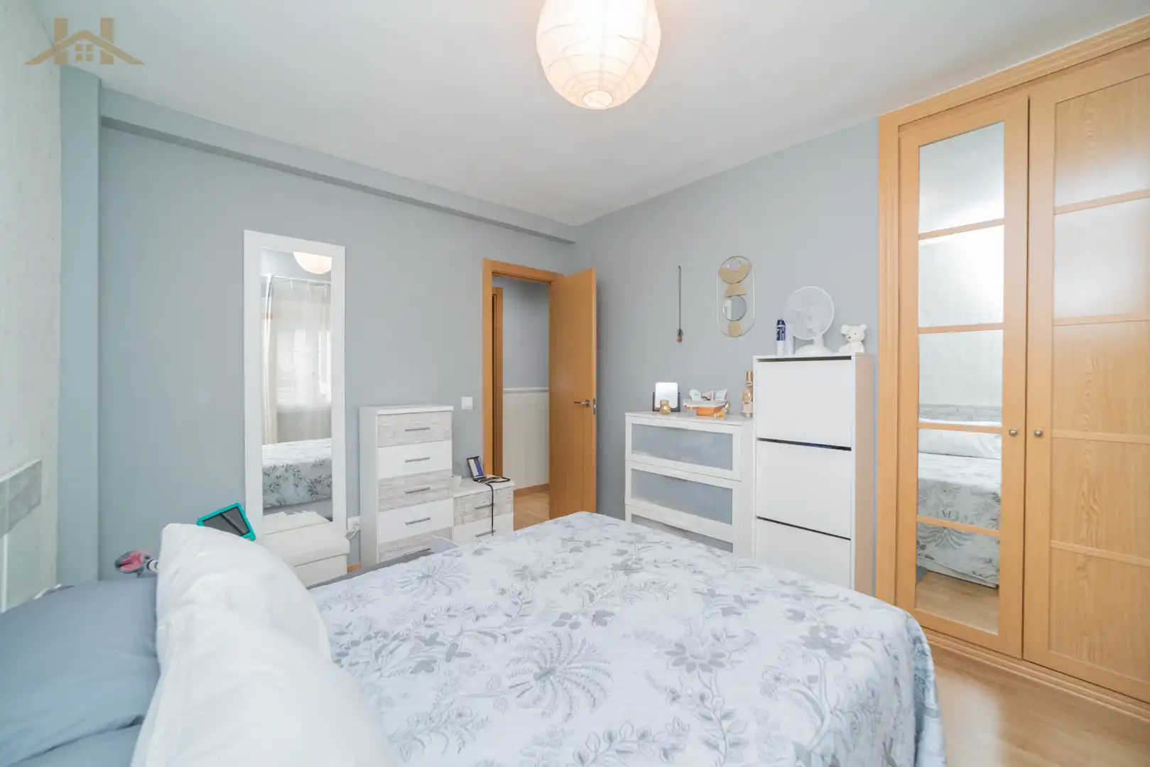 Bedroom of Flat for sale in Leganés  with Air Conditioner, Heating and Parquet flooring