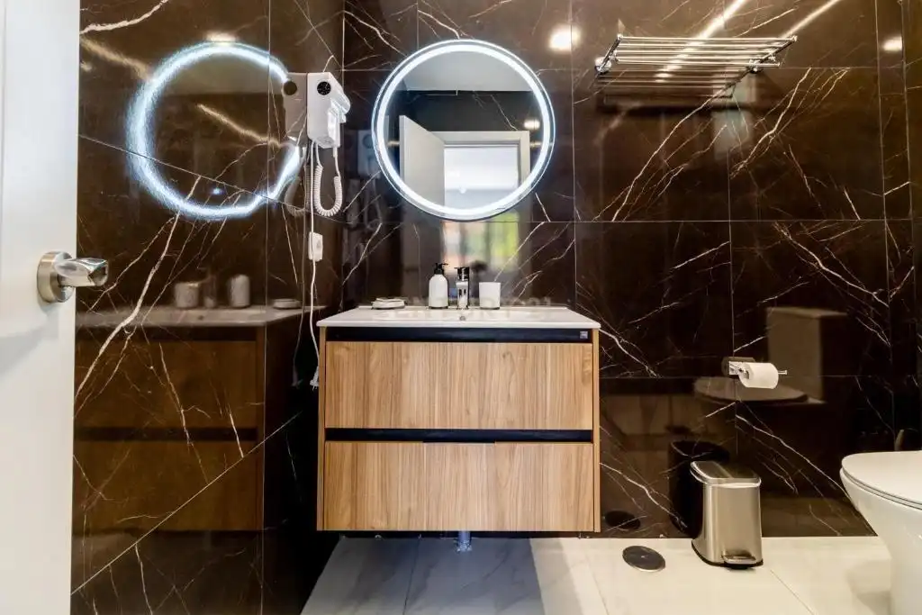 Bathroom of Buildings for sale in Fuengirola