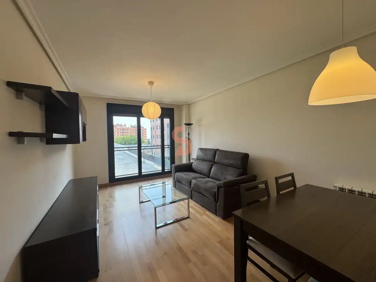 Wohnung zur Miete in JUAN DE LA CIERVA, Aranzana