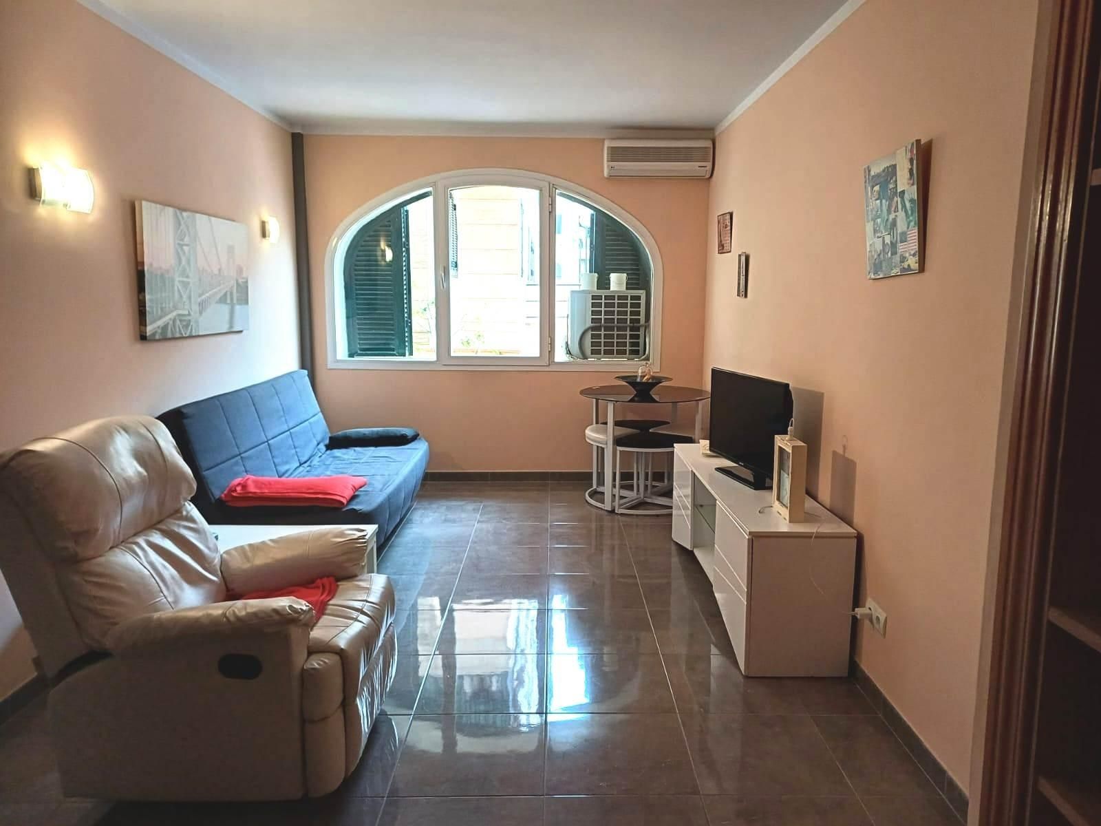 Sala d'estar de Planta baixa en venda en  Palma de Mallorca amb Aire condicionat i Piscina comunitària