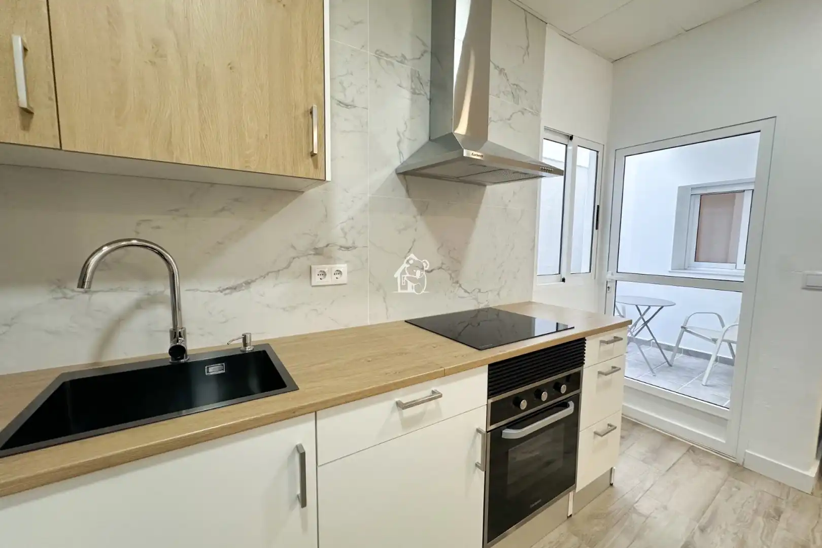 Cuina de Planta baixa de lloguer en Orihuela amb Aire condicionat, Terrassa i Moblat