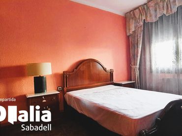 Piso con balcón en venta en Calle MAGI COLET DE