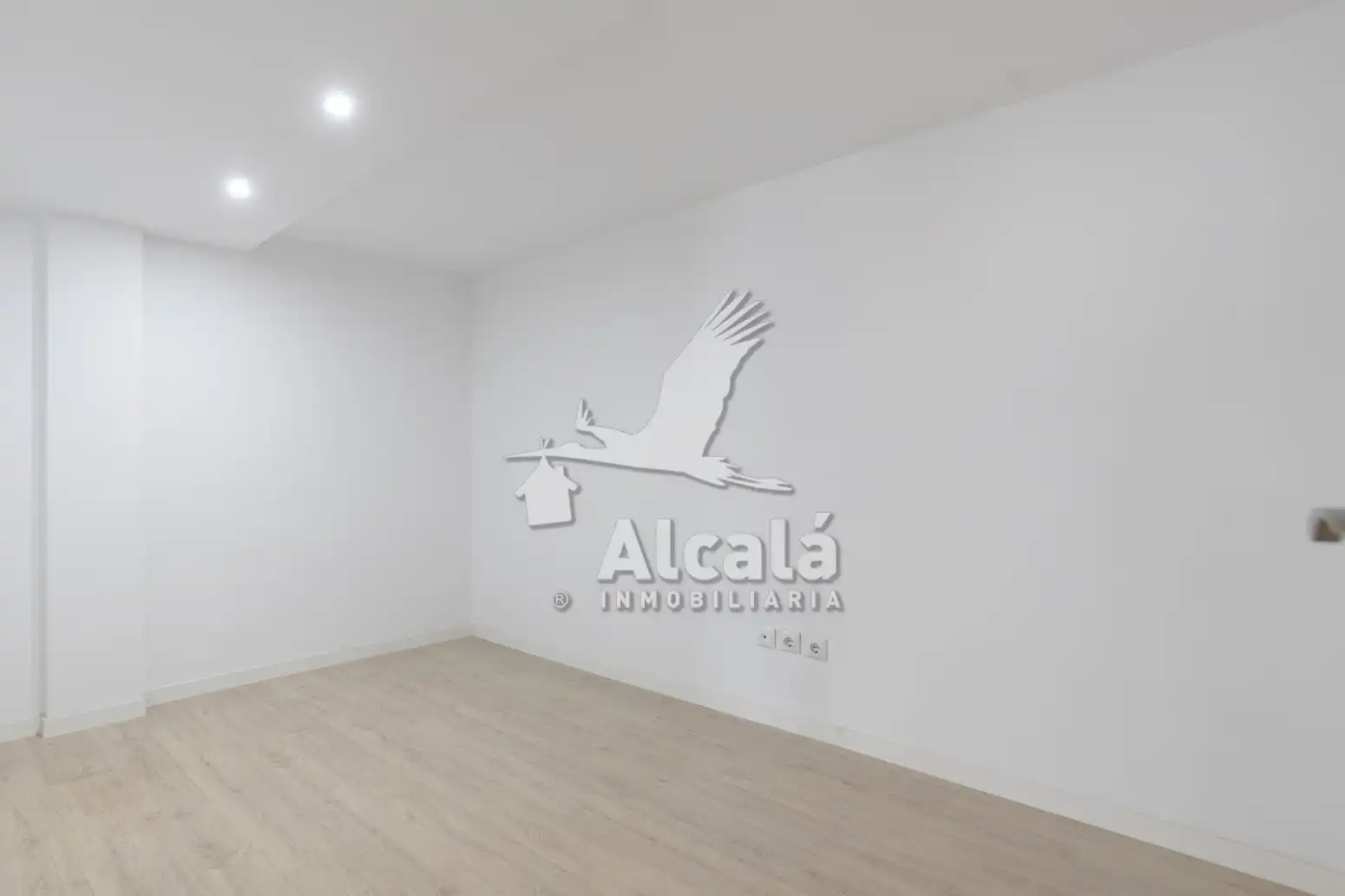 Local en venta en Alcalá de Henares con Aire acondicionado