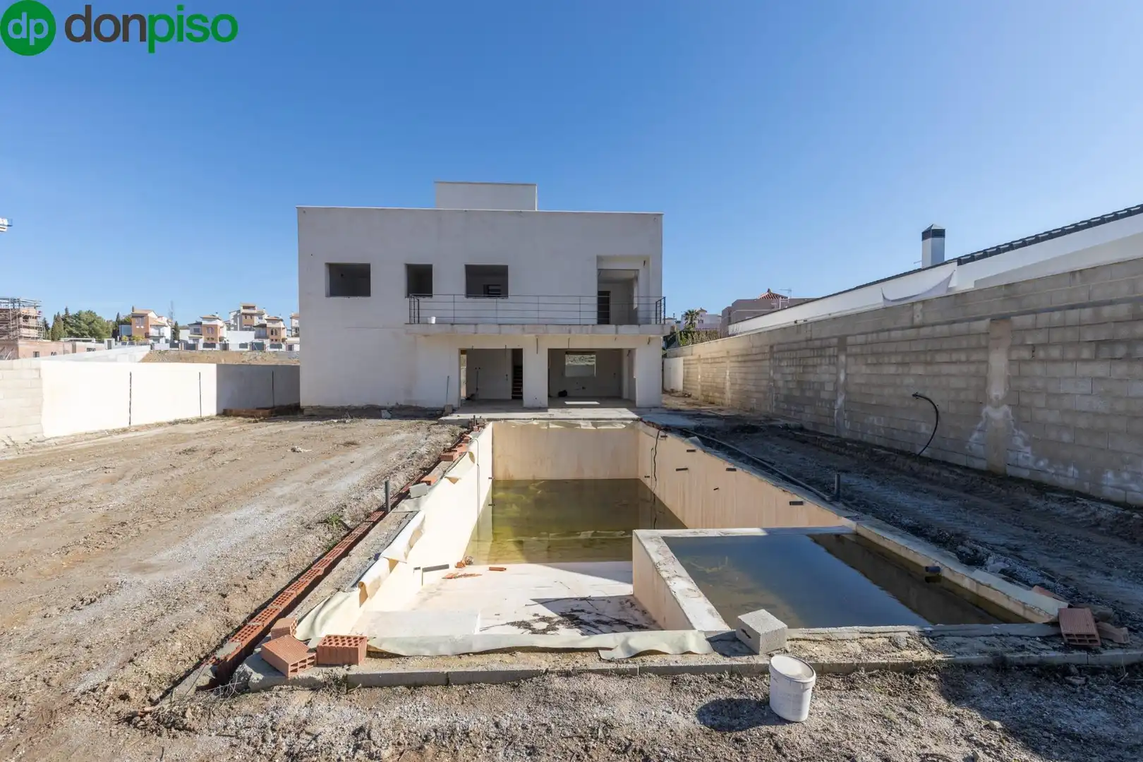 Detached house with terrace for sale in Calle Puntal de las Siete Lagunas 18