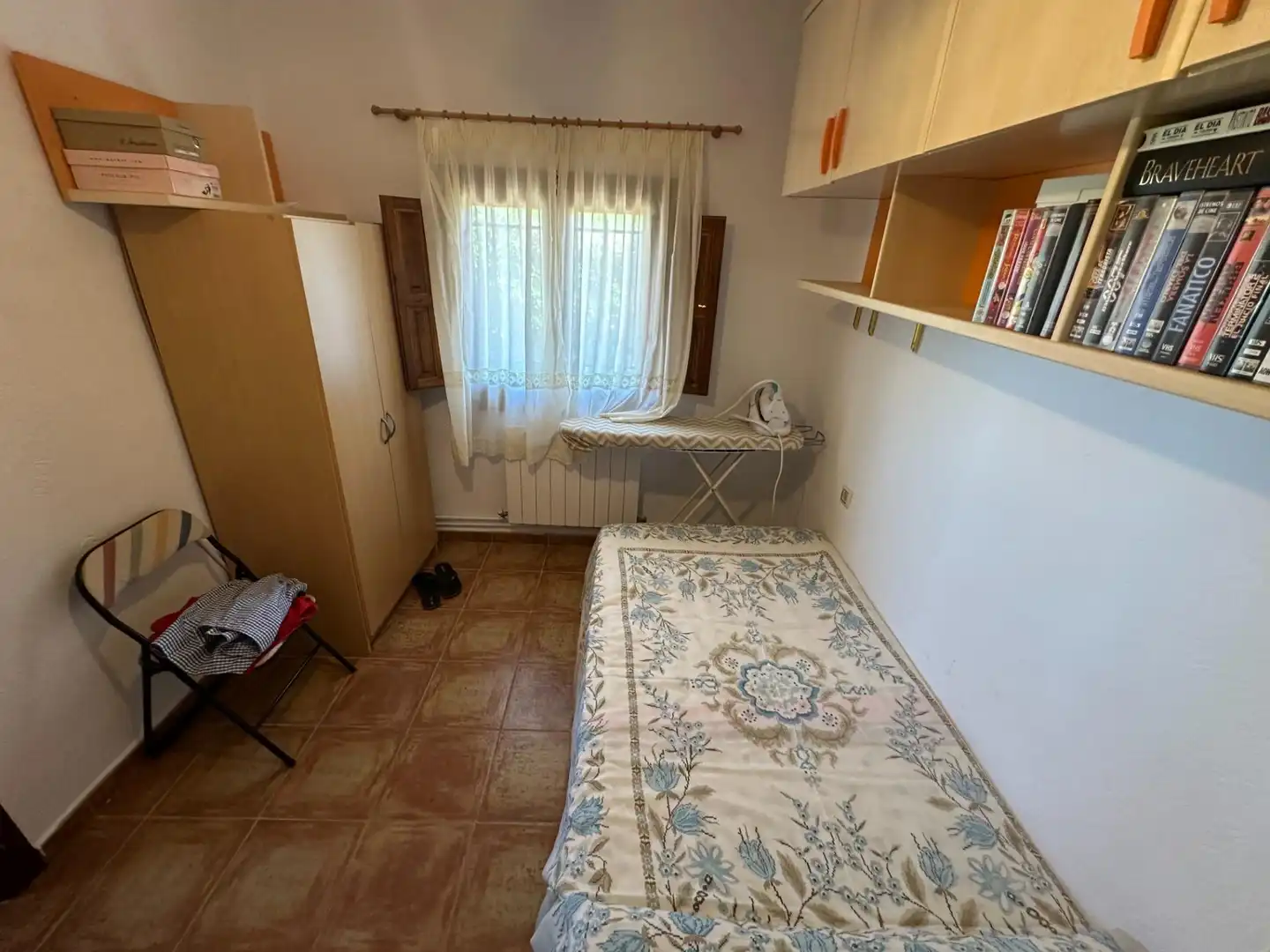 Bedroom of Houses for sale in Villar de Olalla  with Air Conditioner, Heating and Private garden