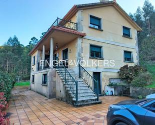 Exterior view of House or chalet for sale in Cangas   with Air Conditioner, Heating and Private garden