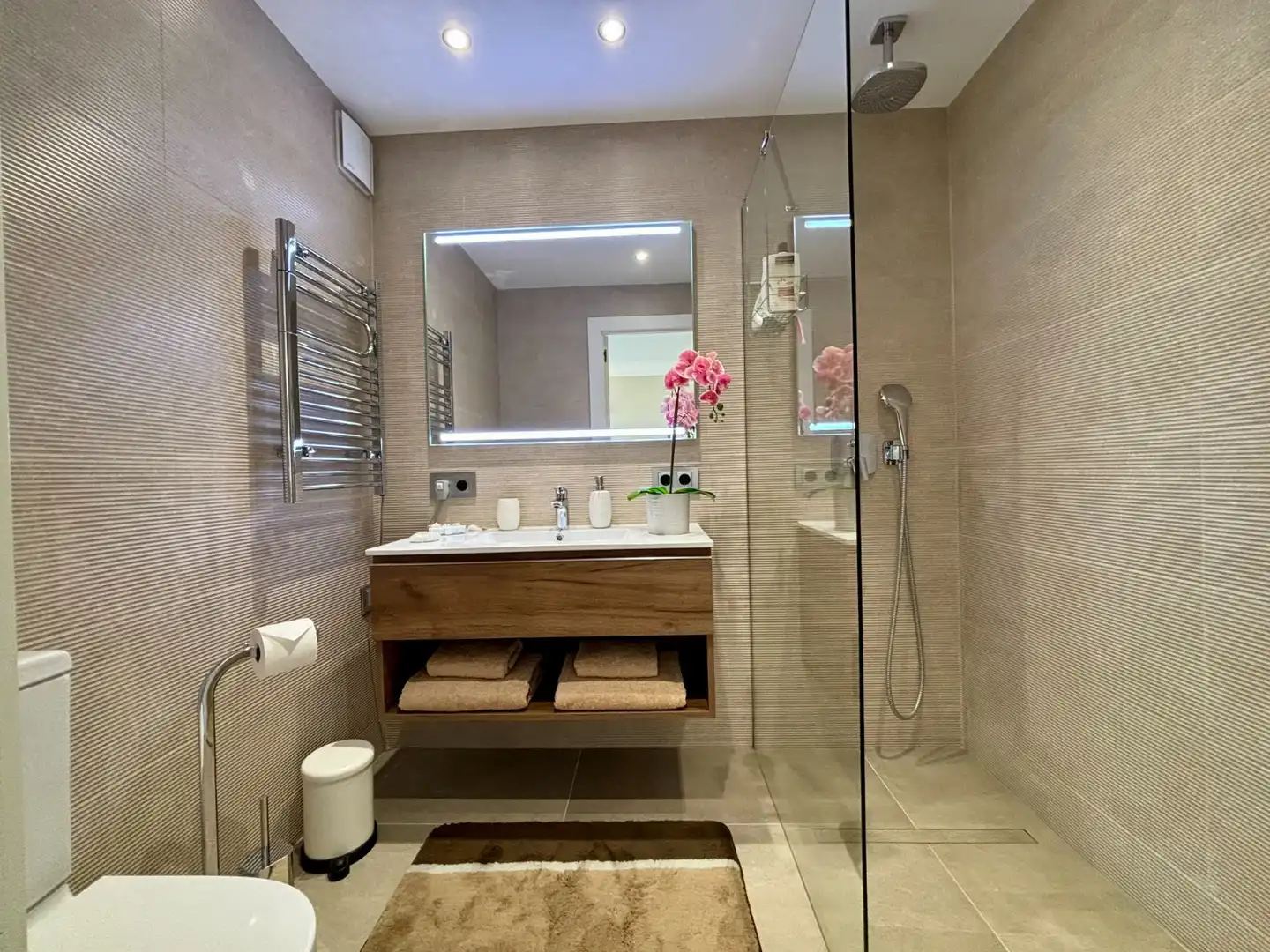 Badezimmer von Dachboden zum Verkauf in Calvià mit Klimaanlage, Heizung und Terrasse