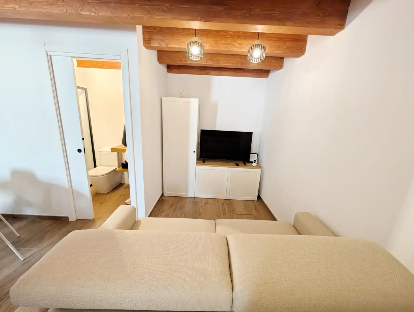 Sala de estar de Apartamento en venta en Vilallonga de Ter con Parquet y Amueblado