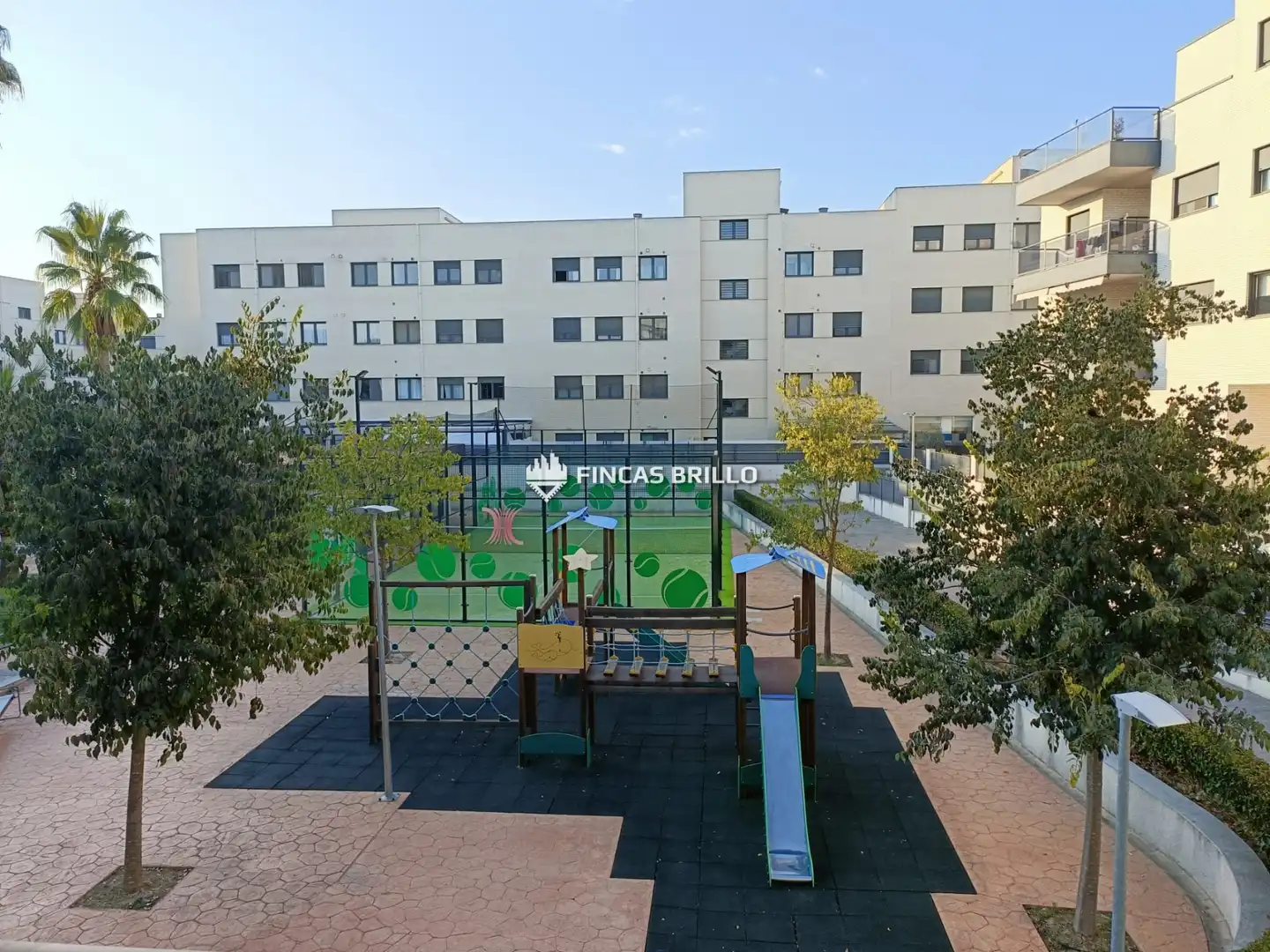 Außenansicht von Wohnung zum Verkauf in Cáceres mit Heizung, Terrasse und Abstellraum