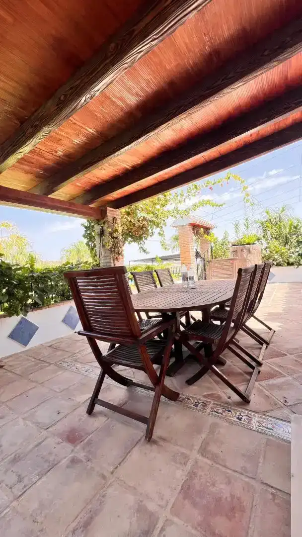 Terrasse von Country house zur Miete in Alozaina mit Klimaanlage, Privatgarten und Abstellraum