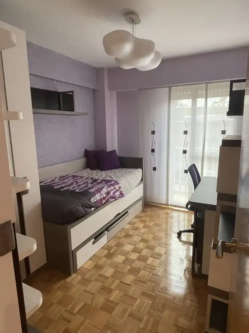 Schlafzimmer von Wohnung zur Miete in  Logroño mit Parkett, Möbliert und Balkon