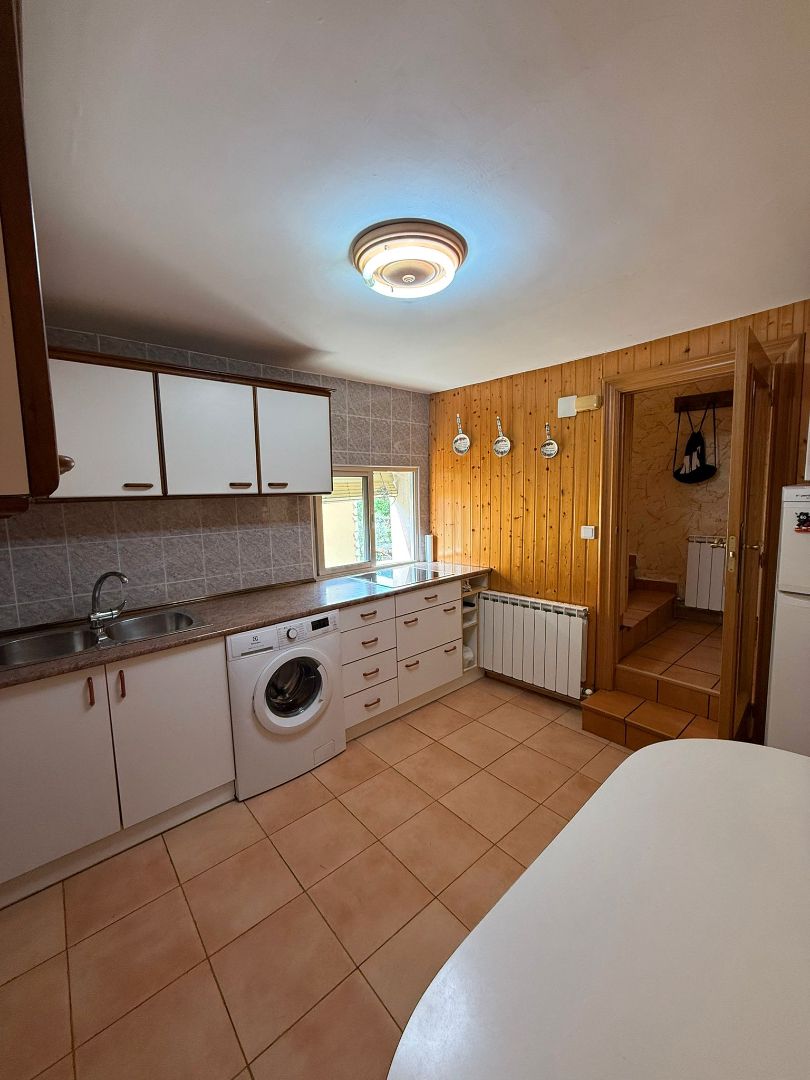 Kitchen of Apartment for sale in Viguera  with Heating, Storage room and Furnished