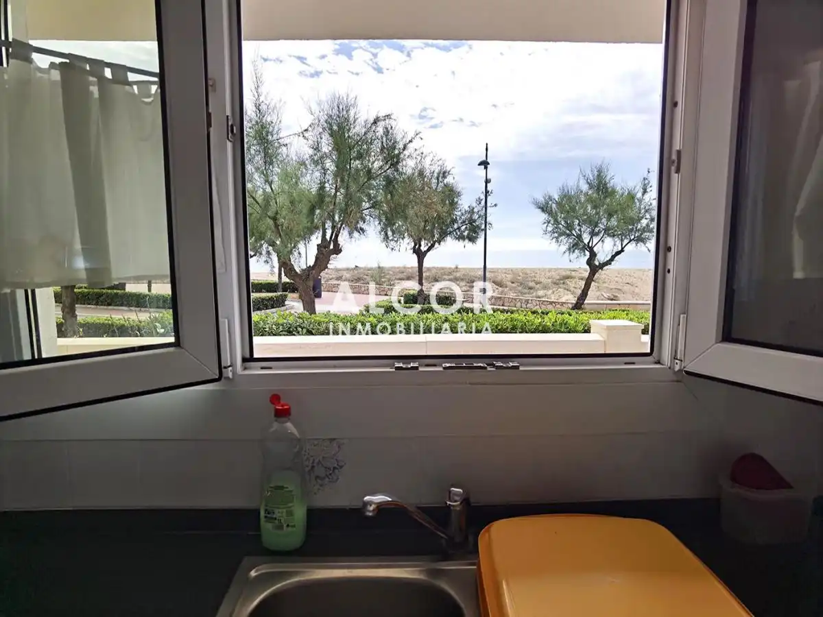 Houses for sale in Peñíscola / Peníscola  with Air Conditioner, Heating and Private garden