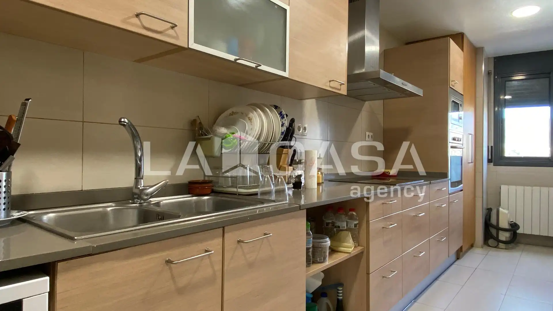 Kitchen of Attic for sale in Santa Coloma de Gramenet  with Heating, Terrace and Storage room