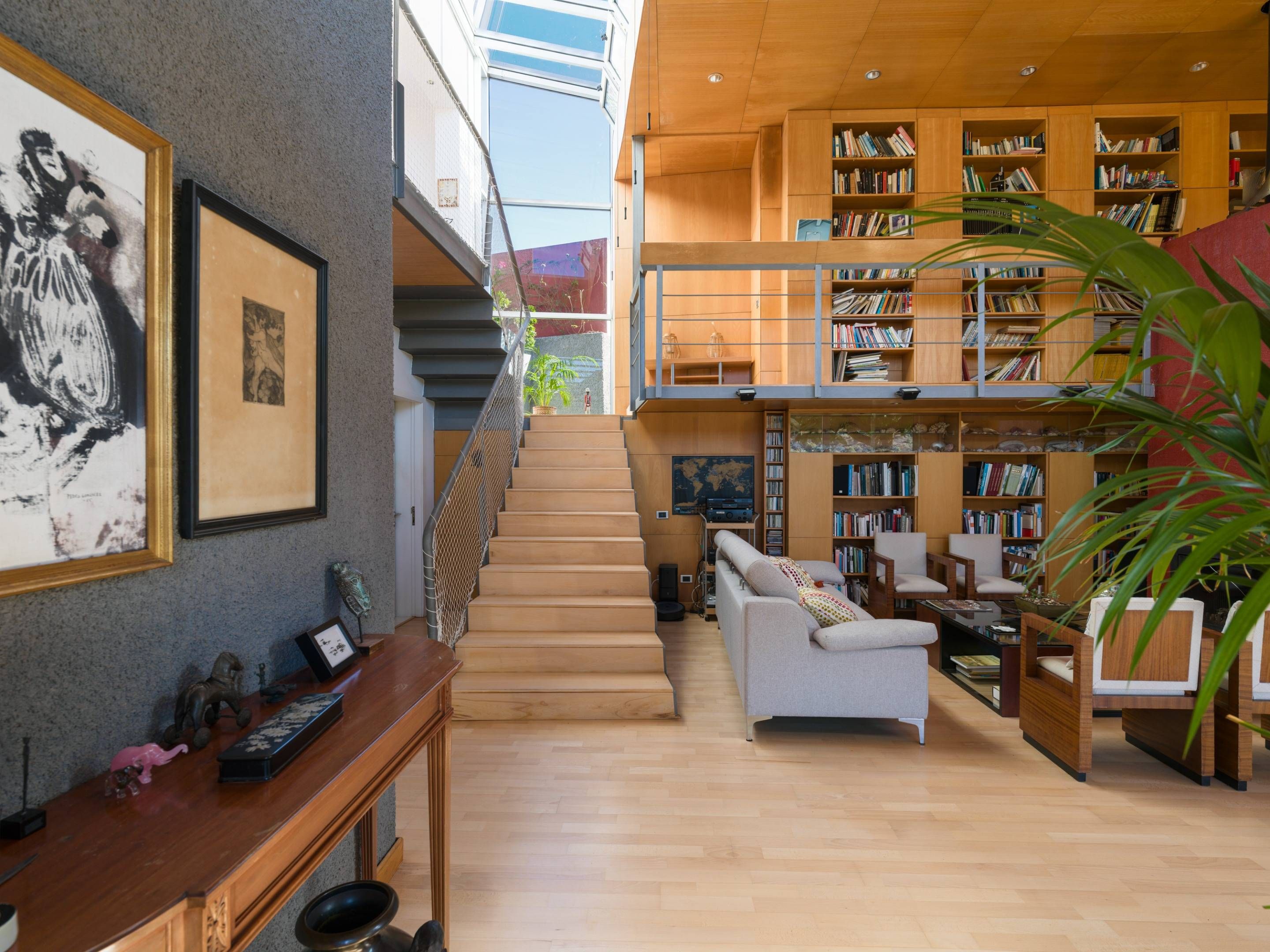 Sala d'estar de Casa o xalet en venda en Las Palmas de Gran Canaria amb Jardí privat, Terrassa i Traster