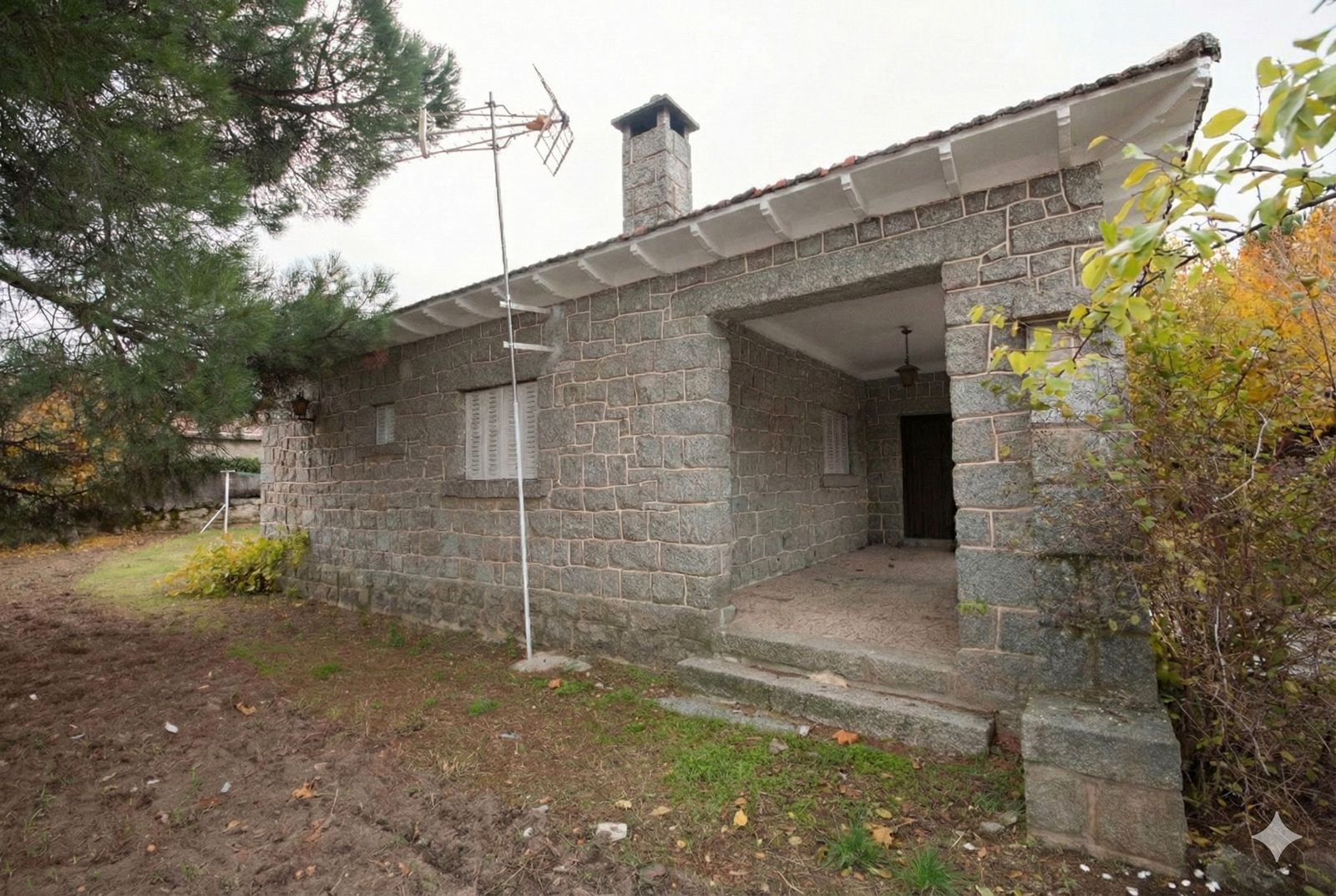 Exterior view of House or chalet for sale in Galapagar  with Private garden and Terrace