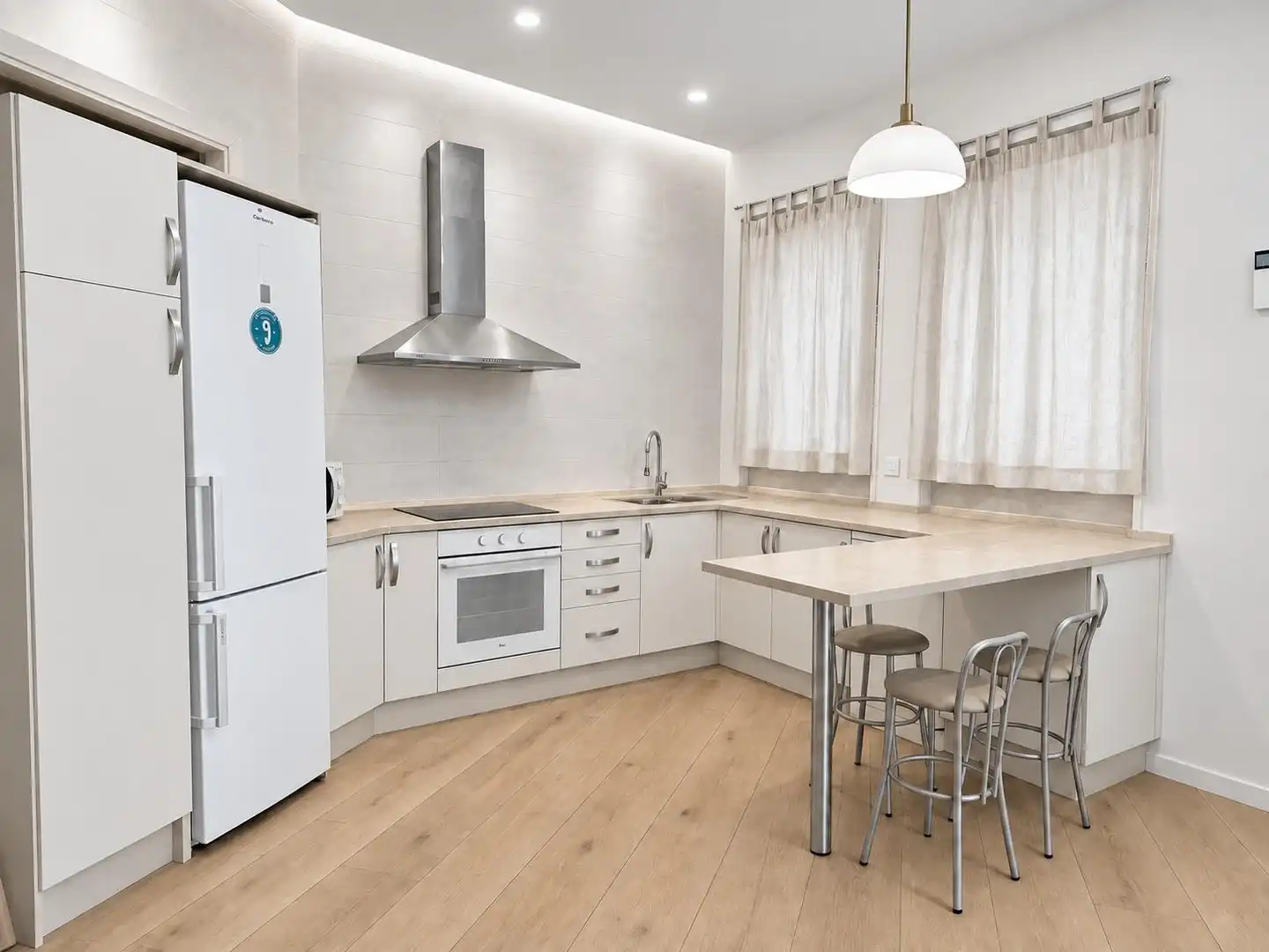 Kitchen of Flat for sale in Ciudad Lineal
