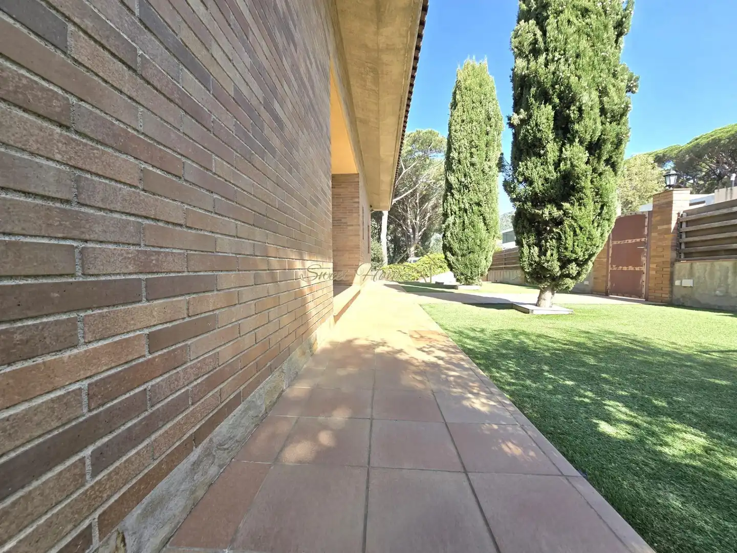 Vista exterior de Casa o chalet en venta en Cabrils con Aire acondicionado, Calefacción y Jardín privado
