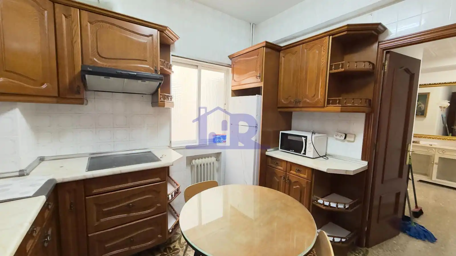 Cocina de Piso de alquiler en Cuenca con Calefacción y Terraza