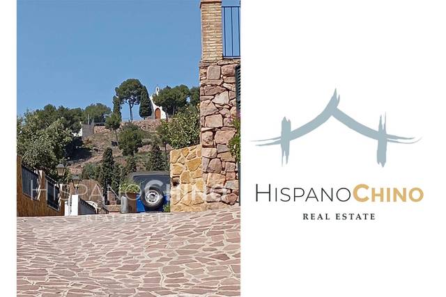 Casa adosada en Venta en Serra