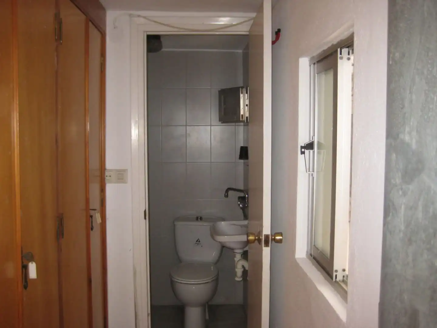 Baño de Piso en venta en Melilla con Aire acondicionado