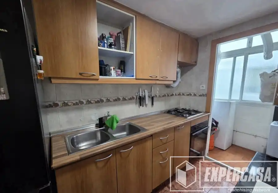 Kitchen of Flat for sale in Alfafar  with Air Conditioner