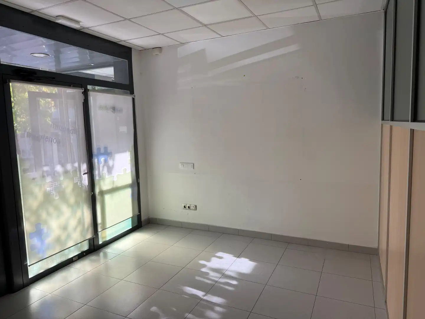 Gewerbefläche zur Miete in Carrer Céllecs 6, imagen 2