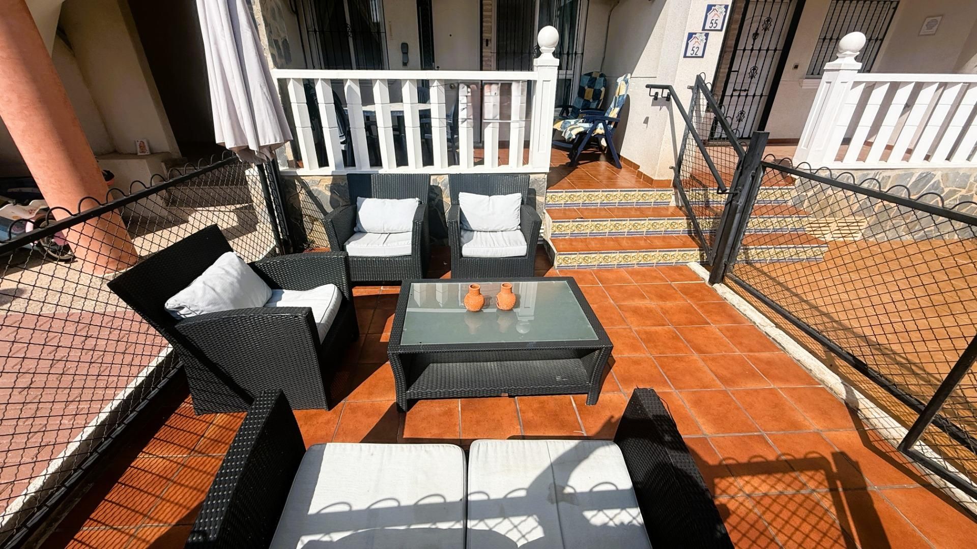 Terrasse von Erdgeschoss zum Verkauf in Orihuela mit Klimaanlage, Terrasse und Möbliert
