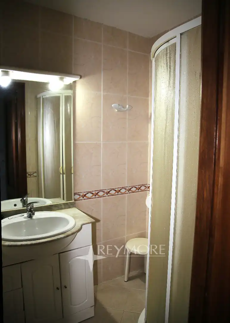 Baño de Casa o chalet en venta en Bujalance con Jardín privado, Trastero y Piscina