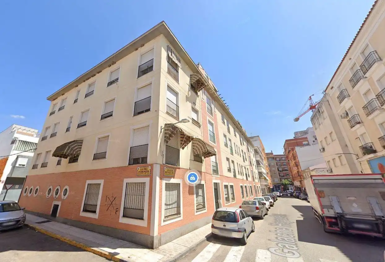 Piso con terraza en venta en GALACHE HOYUELO 8