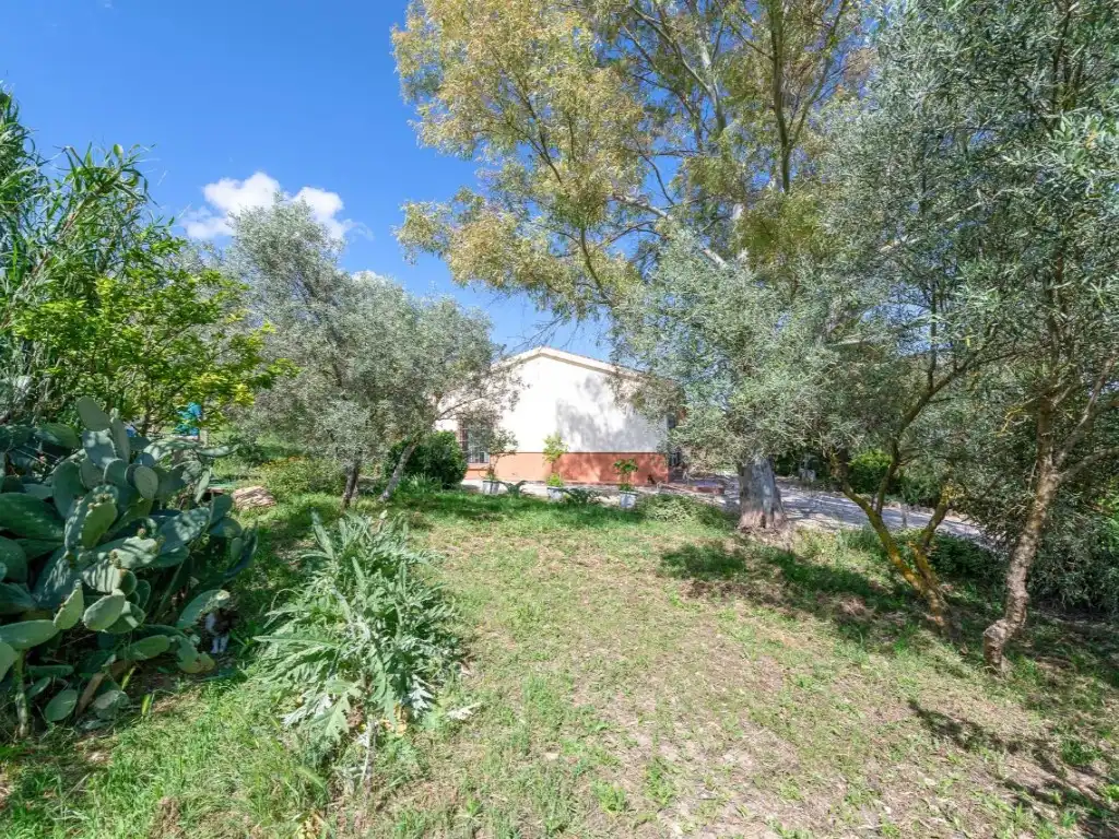 Finca rústica en venda en Villanueva del Trabuco amb Aire condicionat, Jardí privat i Terrassa