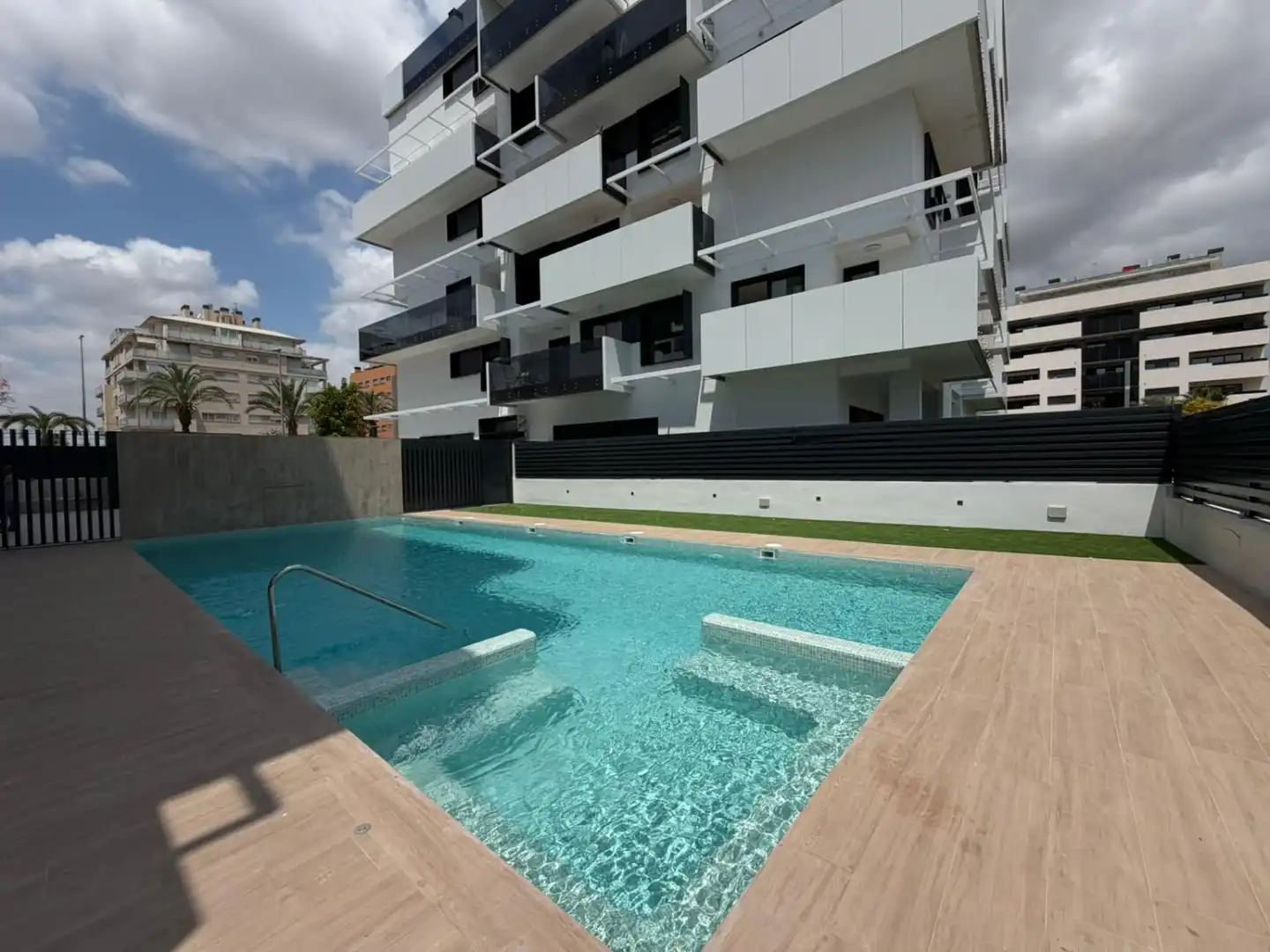 Piscina de Pis de lloguer en Murcia amb Aire condicionat, Calefacció i Piscina