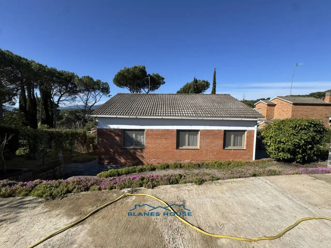Vista exterior de Casa o chalet en venta en Maçanet de la Selva con Jardín privado, Terraza y Amueblado