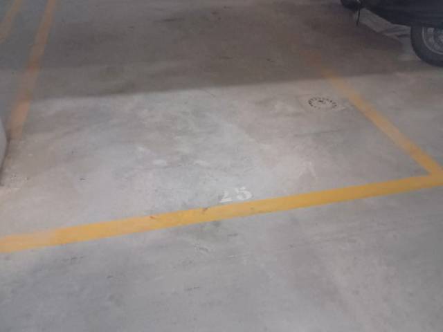 Garaje en Alquiler en Calle Lope de Rueda, 52 en Fuente Alegre - El Chaparral - Los Morales