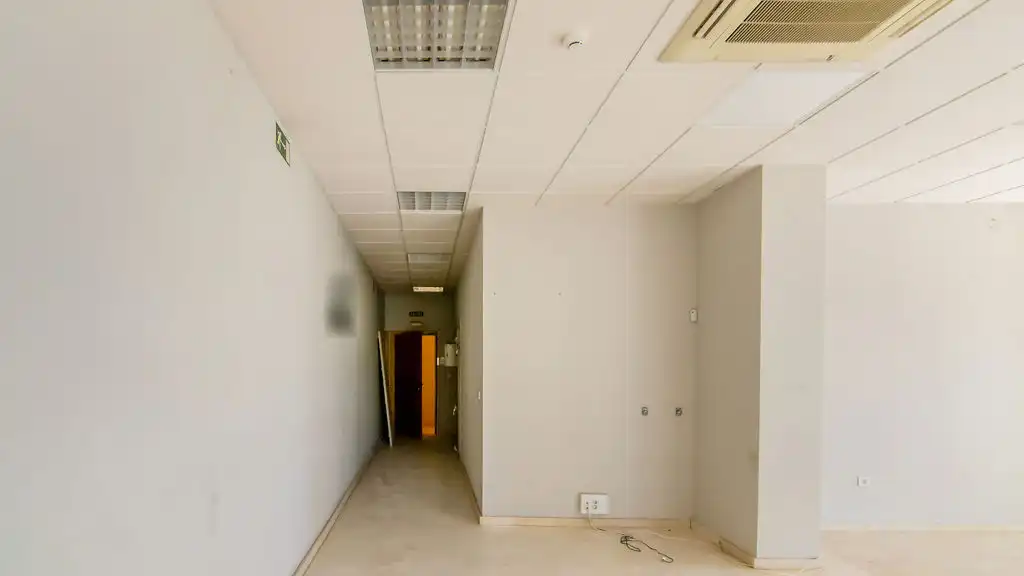 Ufficio in vendita a Av Las Golondrinas, imagen 4
