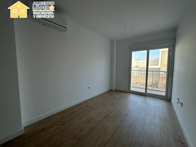 Piso en Alquiler en El Altet