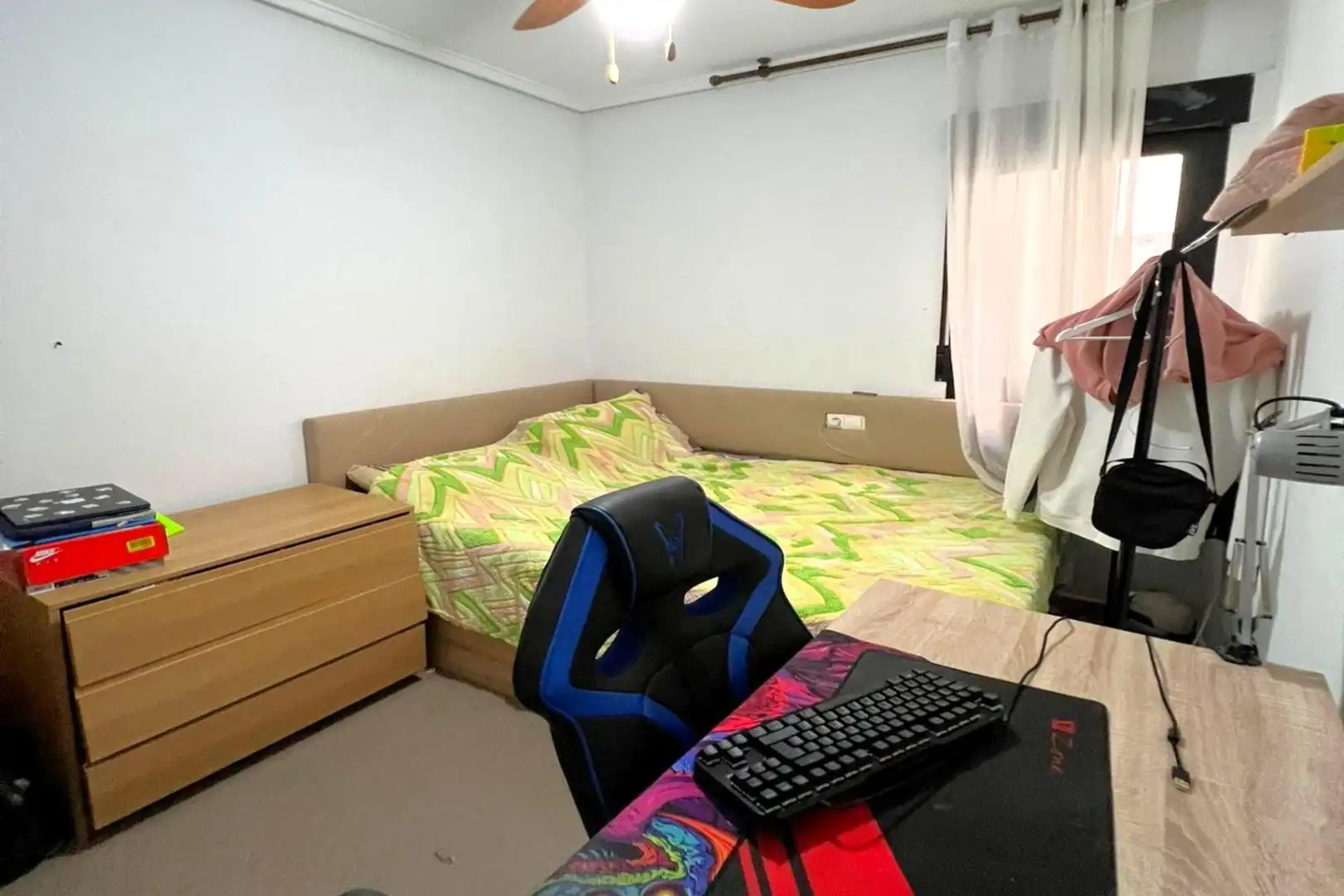 Dormitori de Apartament en venda en Torrevieja amb Aire condicionat, Calefacció i Terrassa