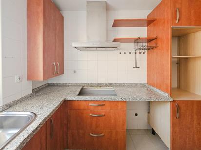 Kitchen of Flat for sale in Alcalá de Guadaira  with Storage room