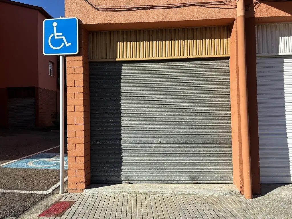 Parking of Flat for sale in Sant Joan Les Fonts  with Heating, Storage room and Balcony
