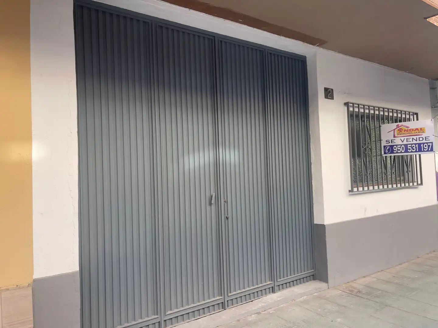 Business premises for sale in Calle Calzada de Castro 20